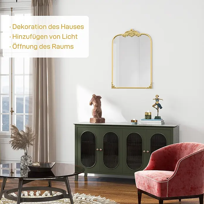 Homcom Wandspiegel - Gold - Goldener, gewölbter Spiegel mit verspielten Details, über einem Konsolentisch in einem modernen Wohnzimmer.