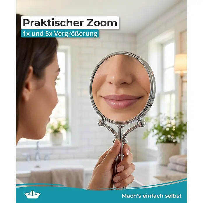 Calmwaters Kosmetikspiegel - Durchmesser: 12,7 cm, Rund, Chrom, Vergrößerung 1: 500 % - Frau benutzt einen Handspiegel mit 1-facher und 5-facher Vergrößerung für präzise Schönheitsaufgaben.