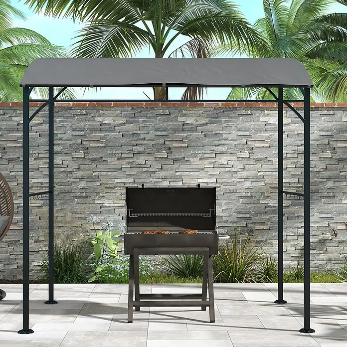 Outsunny Grillpavillon - Farbe Gestell: Schwarz, Metall - Schwarzer Metall-Grillpavillon mit grauem Stoffdach, der einen schwarzen Holzkohlegrill auf einer Terrasse schützt.