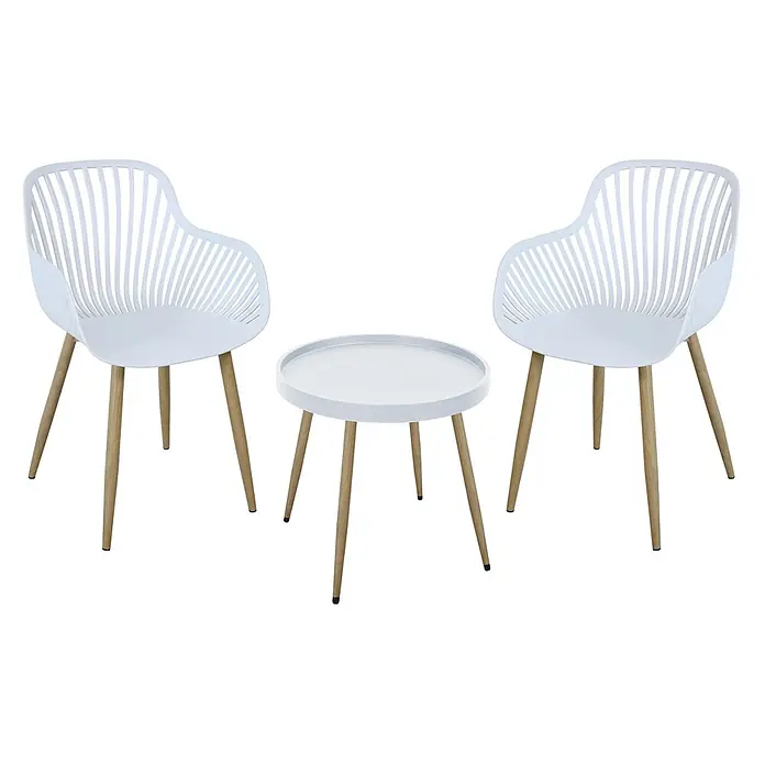 SVITA Gartenstuhl-Set - Weiß - Weißes Balkonset mit zwei Stühlen und einem runden Tisch, alle mit Holzbeinen.
