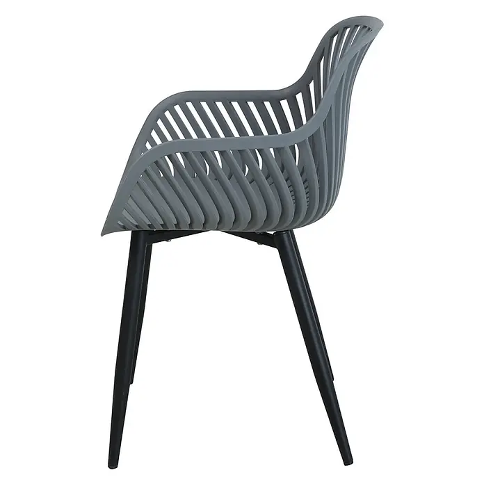 SVITA Gartenstuhl-Set - Grau - Moderner grauer Stuhl mit lamellenartiger Sitzfläche und Rückenlehne, gestützt von schwarzen Beinen.