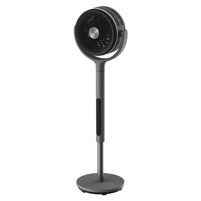 Midea Standventilator MCF25GRB - Grau, 34,5 cm, 112 cm - Dunkelgrauer Standventilator mit rundem Kopf, metallischer Mitte und schlankem Fuß auf rundem Sockel.