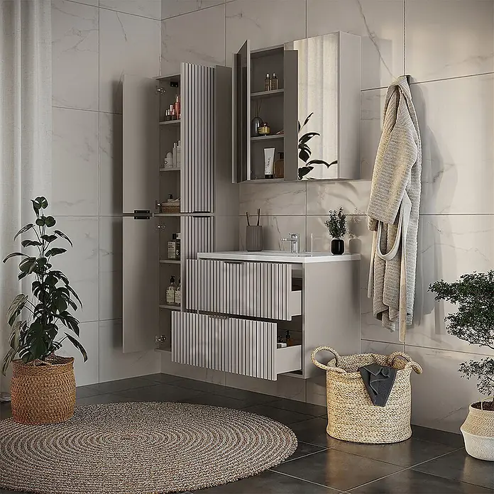 Vicco Badmöbel-Set Ruford Cashmere 4 Teile - Cashmere, Matt - Heller grauer Waschtischunterschrank mit Spüle, Spiegelschrank und hohen Aufbewahrungsschränken, mit vertikalen Streifen.