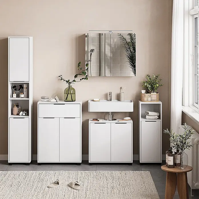 Vicco Badmöbel-Set Alina Weiß 5 Teile - Weiß, Sonstiges - Weißes modulares Badmöbelset mit Schränken, Waschtisch und Spiegel in einem modernen Badezimmer.