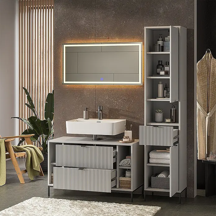 Vicco Badmöbel-Set Eliza Grau 3 Teile - Grau, Matt - Moderne graue Badmöbel mit geriffelten Schubladenfronten, weißem Waschbecken, hohem Schrank und beleuchtetem Spiegel.