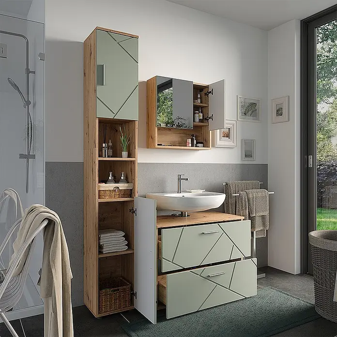 Vicco Badmöbel-Set Irma Salbeigrün 3 Teile - Salbeigrün, Glänzend - Modernes Badmöbel-Set: Holzoptik- und salbeigrüne geometrische Fronten, Spiegelschrank und Waschtisch mit Waschbecken.
