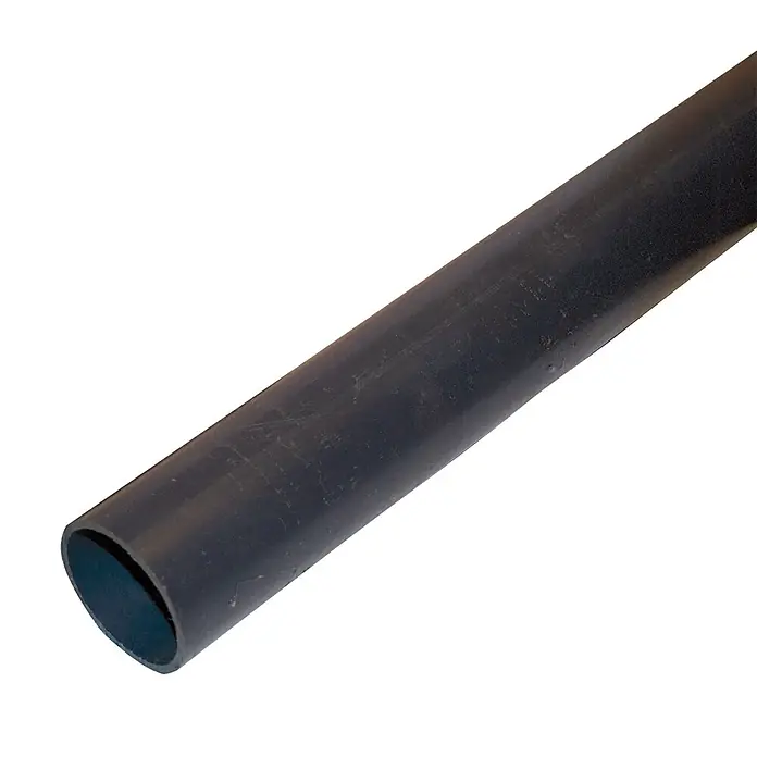 PVC-Rohr - 2 m, Passend für: Poolverrohrungen, Filteranlagen, Wasserleitungen und technische Systeme - Dunkelgraues Kunststoffrohr mit offener Endung, das seinen hohlen Innenraum zeigt.