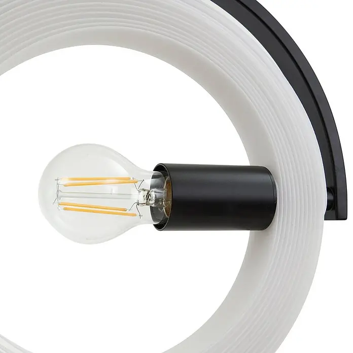 Lucande Pendelleuchte Helva - weiß / opal, weiß, Schwarz, E27 - Moderne Leuchte mit C-förmigem weißem Riffelrahmen, schwarzer Fassung und klarer LED-Filamentbirne.