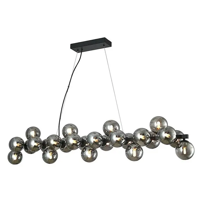 Lucande Pendelleuchte Naelen - alu / grau / zink, Schwarz, rauchgrau, G9 - Lineare Pendelleuchte mit vielen Kugeln aus Rauchglas und sichtbaren Leuchtmitteln, aufgehängt an einem schwarzen Gestell.