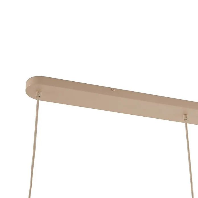 Lucande Pendelleuchte Malisa - L x B x H: 101,5 x 30 x 20 cm, creme / amber, beige, weiß, E27 - Beige, längliche Deckenplatte für eine Leuchte, mit zwei Aufhängeseilen und sichtbaren Befestigungsschrauben.