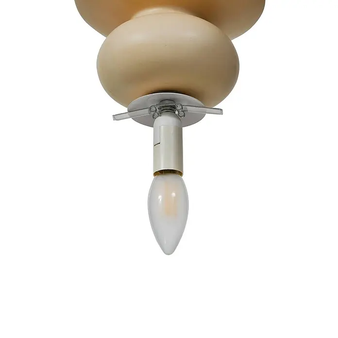 Lucande Pendelleuchte Fidelo - weiß / opal, weiß, gelb (Pantone 13-1308TXC), E14 - Deckenleuchte mit kugelförmigen beigen Elementen, Metallbefestigung und einer Kerzenlampe.