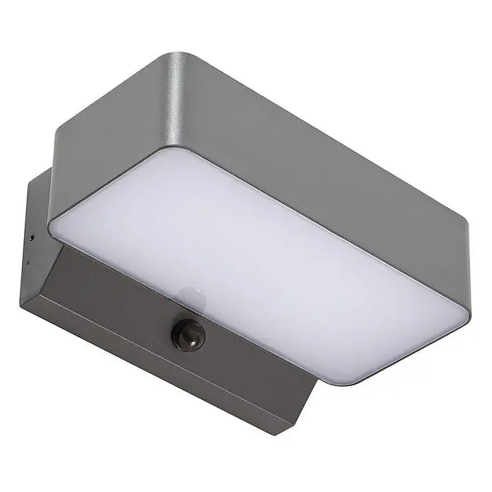 Lindby Außenwandleuchte Fando - alu / grau / zink, IP44 - Rechteckige graue Außenwandleuchte mit mattierter Abdeckung und integriertem Bewegungssensor.