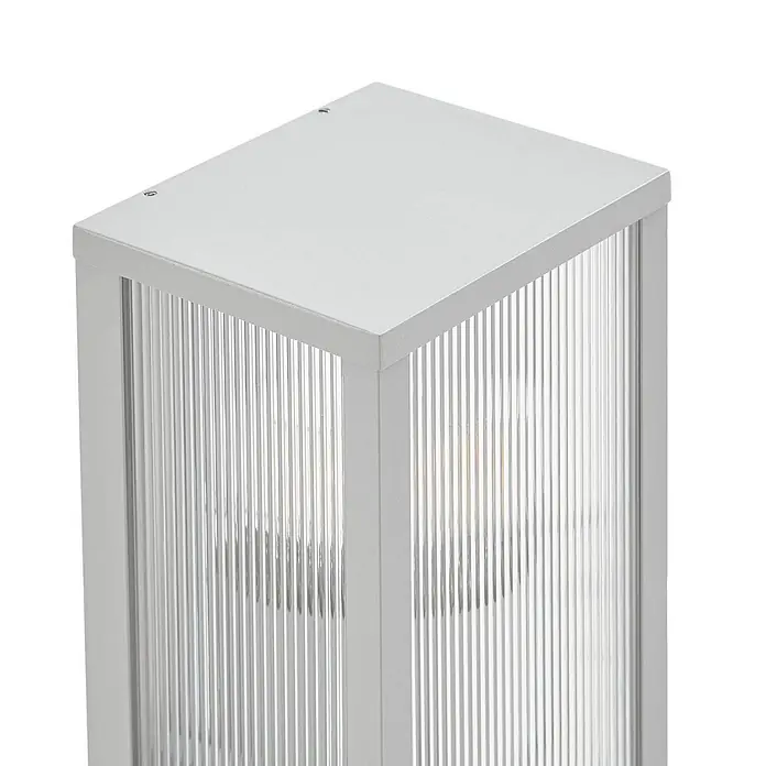 Lindby Außenwandleuchte Peldar - 13,5 x 14 x 26 cm, alu / grau / zink, IP44 - Rechteckige Außenleuchte mit silbernem Rahmen und geriffelten Klarglasscheiben zur Beleuchtung.