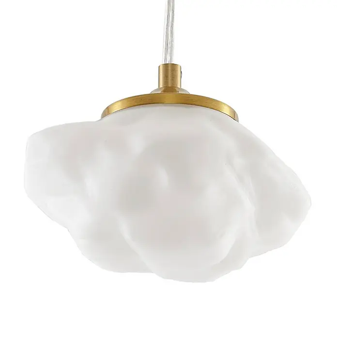 Lindby Pendelleuchte Piatra - weiß / opal, weiß, messing, G9 - Weiße wolkenförmige Glas-Pendelleuchte mit messingfarbener Metallfassung.