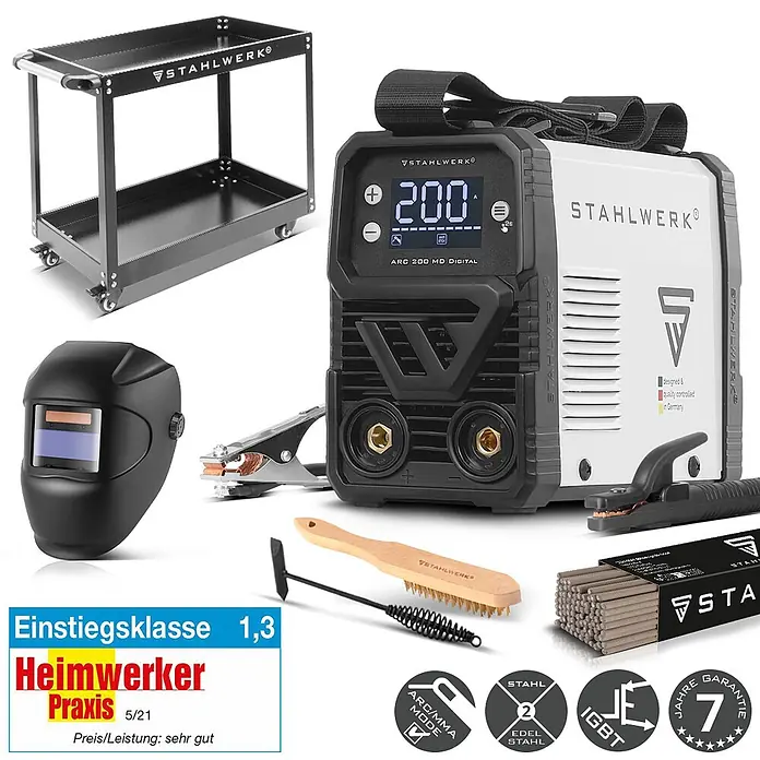 STAHLWERK Elektrodenschweißgerät ARC 200 MD Digital Vollausstattung + Werkzeug- und Gerätewagen -  - Eine weiß-schwarze digitale Schweißmaschine mit Schweißwagen, Helm, Elektroden und Bürste.