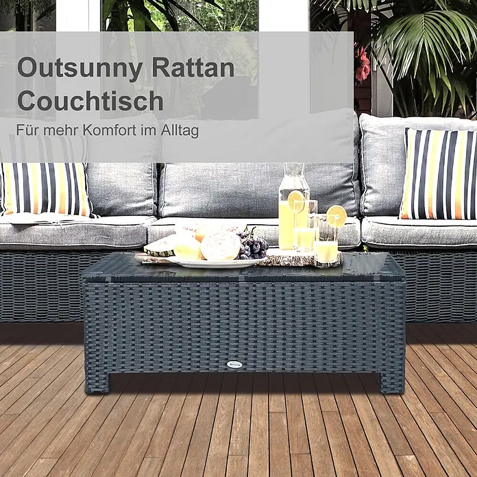 Outsunny Garten-Loungetisch im Rattan-Design - Metall, PE-Rattan, gehärtetes Glas, Schwarz, L x B x H: 85 x 50 x 39 cm - Dunkelgrauer Rattan-Couchtisch für den Außenbereich, beladen mit Getränken und Obst, Teil einer Sitzgruppe.