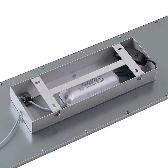 Lindby LED-Panel Enhife - L x B x H: 80 x 20 x 5 cm, weiß / opal, Neutralweiß - Rückseite einer rechteckigen LED-Leuchte mit internem weißem LED-Treiber, Verkabelung und Metallhalterungen auf grauem Metallboden.
