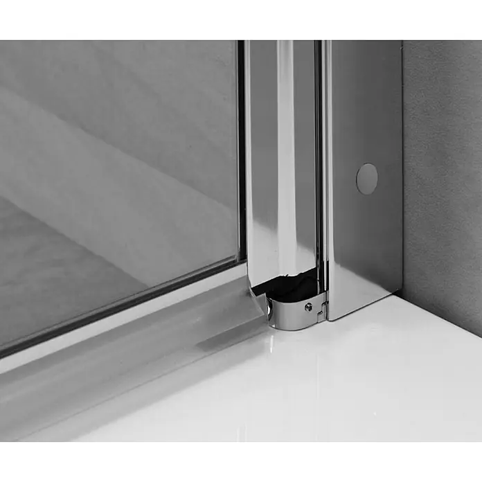 Puk Runddusche PUK - Chromoptik - Verchromter Duschkabinenrahmen, Klarglas und transparente Bodendichtung auf weißer Duschwanne.