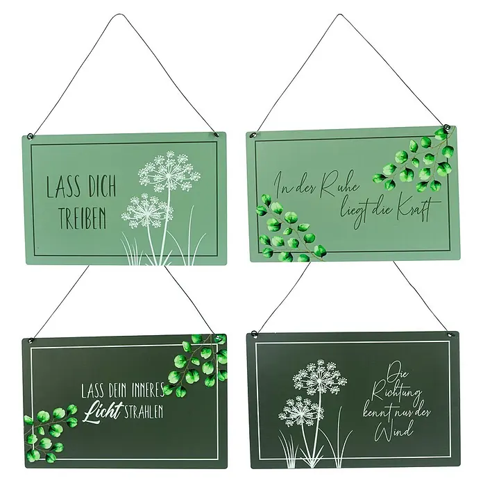 Deko-Schild Greenery - B x H: 17 x 0,01 cm, Metall, Grün - Vier rechteckige grüne Hängeschilder mit inspirierenden deutschen Zitaten und botanischen Illustrationen, aufgehängt an schwarzen Schnüren.