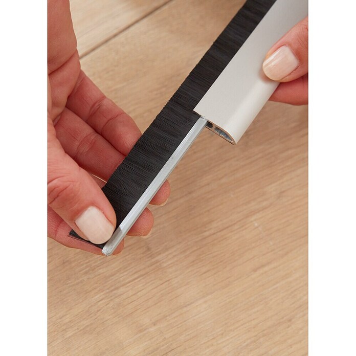 tesa MOLL Türdichtschiene Alu Comfort (Weiß, 1 m x 40 mm, Geeignet für: Spaltenbreiten bis 15 mm)