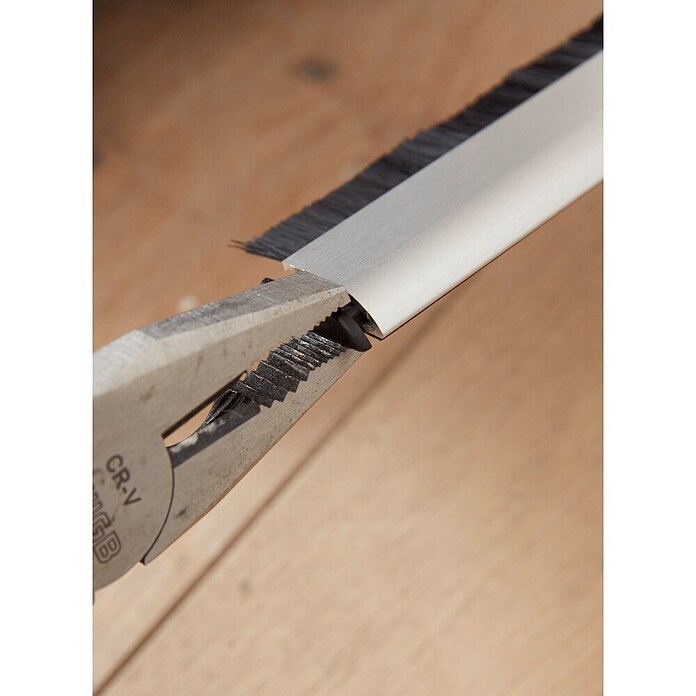 tesa MOLL Türdichtschiene Alu Comfort (Weiß, 1 m x 40 mm, Geeignet für: Spaltenbreiten bis 15 mm)