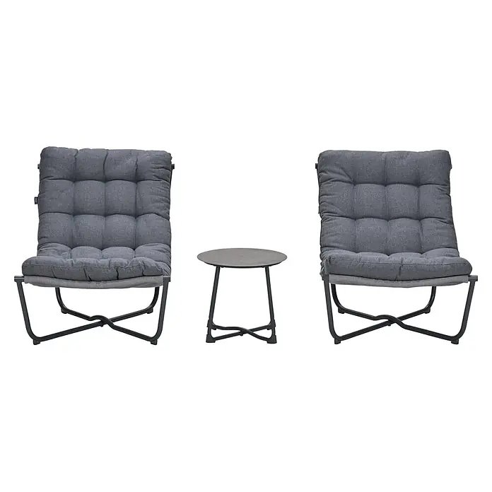 Garden Impressions Loungemöbel-Set Danzig - 3 -tlg., Aluminium, Polyester, Schwarz/Grau - Zwei graue gepolsterte Loungesessel mit schwarzen Metallgestellen flankieren einen kleinen grauen runden Beistelltisch.