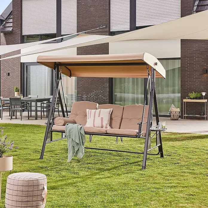 Home Deluxe Garten-Schaukelstuhl Hollywoodschaukel DESCANSO - Beige, B x T x H: 115 x 198 x 195 cm - Beige 3-Sitzer Gartenschaukel mit dunklem Metallgestell, Polstern, Sonnendach und Beistelltisch für draußen.