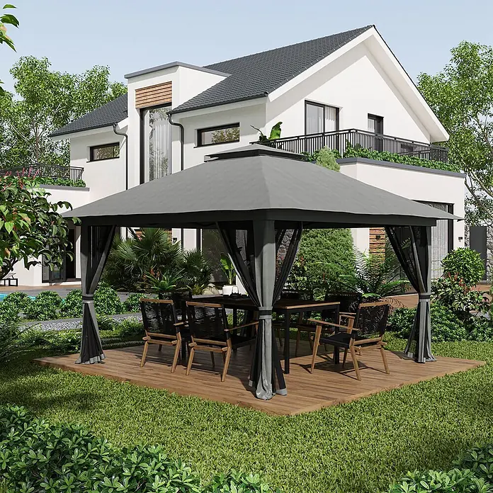 Outsunny Faltpavillon - Farbe Dach: Dunkelgrau - Grauer Outdoor-Pavillon mit schwarzen Netzvorhängen auf einer Holzterrasse, mit Esstisch und Stühlen im Garten.