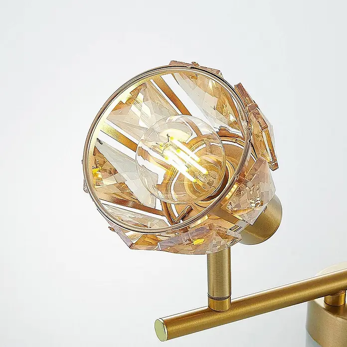 Lindby Deckenleuchte Kosta - messing / gold, E14 - Goldene Messingleuchte mit bernsteinfarbenen Kristallelementen und sichtbarer Glühbirne.