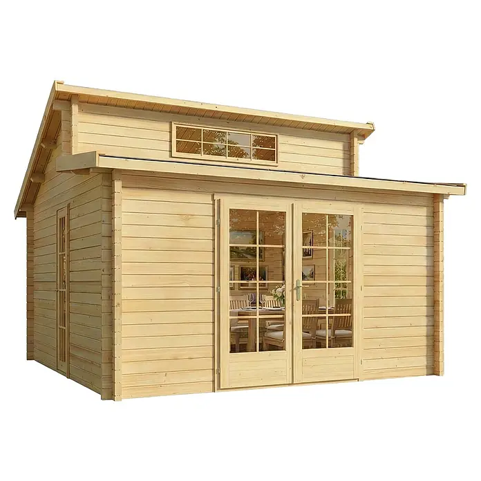 Alpholz Gartenhaus Lausitz - Außenmaß inkl. Dachüberstand (B x T): 440 x 440 cm, Holz, Naturbelassen - Helles Gartenhaus aus Naturholz mit Oberlicht und Doppeltüren aus Glas, die einen Innenraum mit Tisch und Stühlen zeigen.