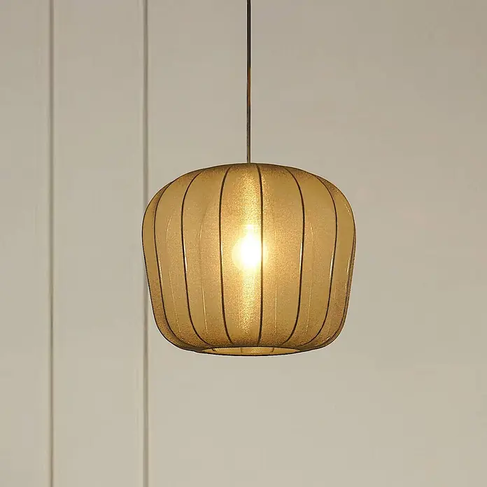 Lindby Pendelleuchte Helin - L x B x H: 35 x 35 x 30 cm, schwarz, Schwarz, E27 - Eine beleuchtete gerippte goldene Pendelleuchte mit sanftem, diffusem Schein.