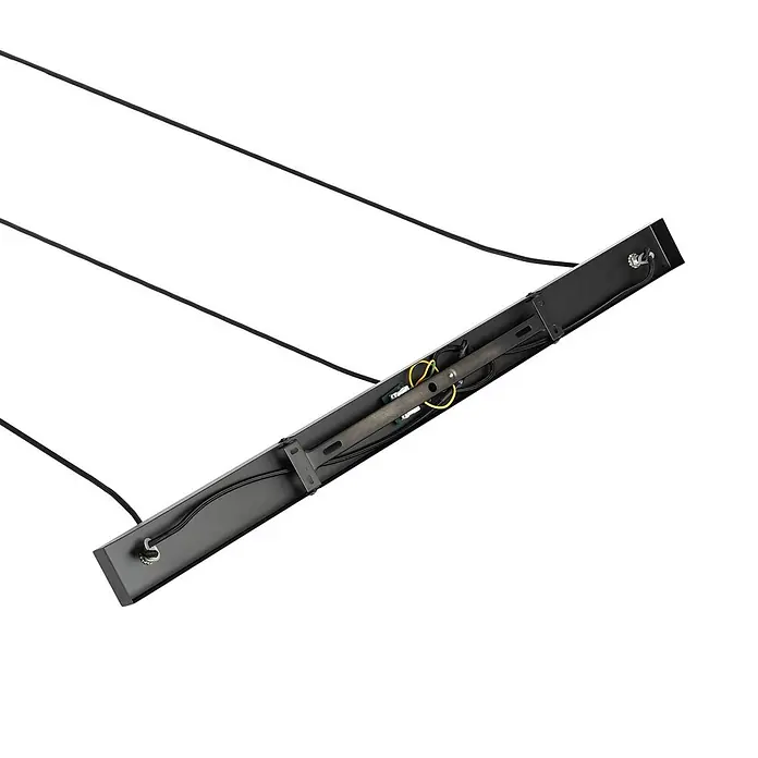 Lindby Pendelleuchte Aralena - L x B x H: 92 x 15 x 25 cm, schwarz, Schwarz, gold, E27 - Schwarzes lineares Leuchtengehäuse mit interner Verkabelung, gelben und schwarzen Kabeln sowie Montagehalterungen.
