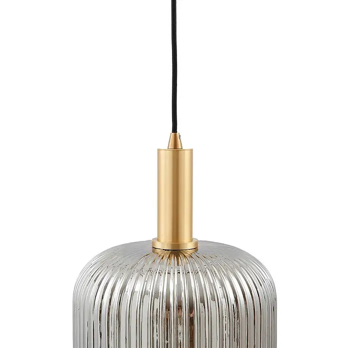 Lindby Pendelleuchte Doroteo - L x B x H: 25 x 25 x 8,5 cm, alu / grau / zink, rauchgrau, gold, E27 - Hängeleuchte mit geripptem, silbernem Glasschirm und Messingfassung.