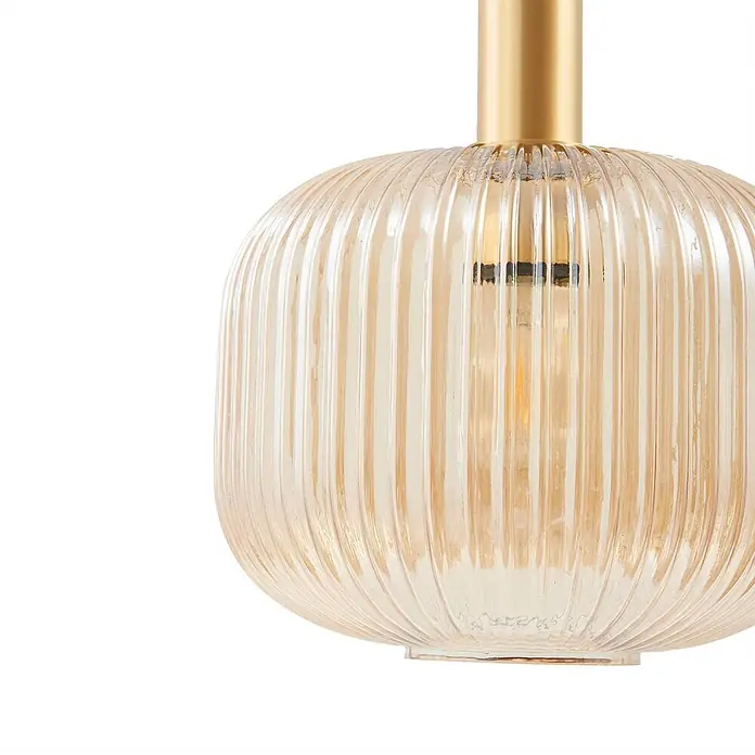Lindby Pendelleuchte Doroteo - L x B x H: 25 x 25 x 8,5 cm, creme / amber, amber, gold, E27 - Pendelleuchtenschirm aus geriffeltem amberfarbenem Glas mit Messingfassung.