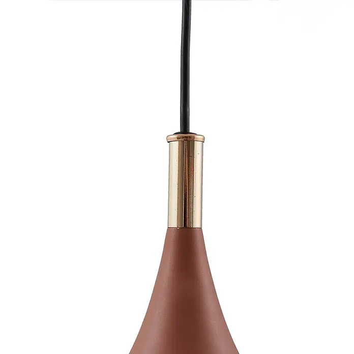 Lindby Pendelleuchte Jarl - L x B x H: 35 x 35 x 23 cm, braun / rost, braun, G9 - Moderne Pendelleuchte mit schwarzem Kabel, goldfarbener Fassung und terrakottabraunem konischem Schirm.