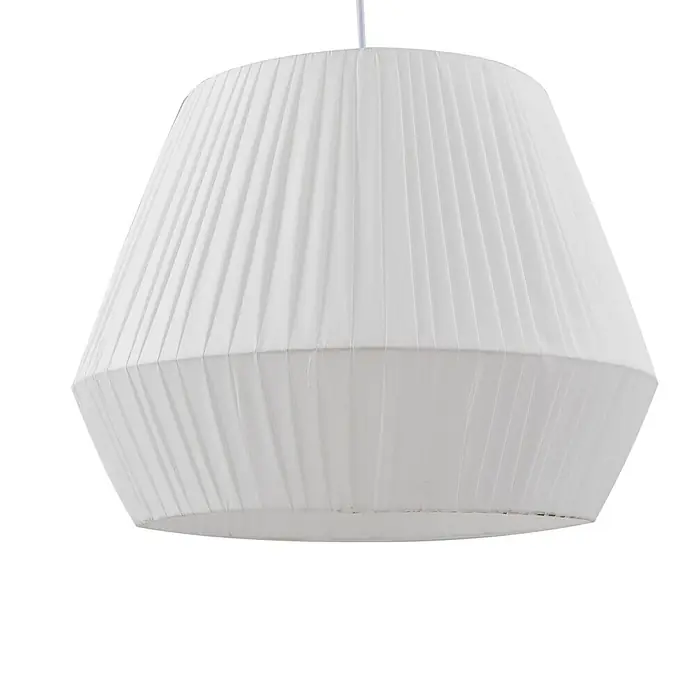 Lindby Pendelleuchte Vitore - L x B x H: 40 x 40 x 40 cm, weiß / opal, weiß, E27 - Weißer plissierter Stoff-Pendelleuchtenschirm mit facettiertem Design.
