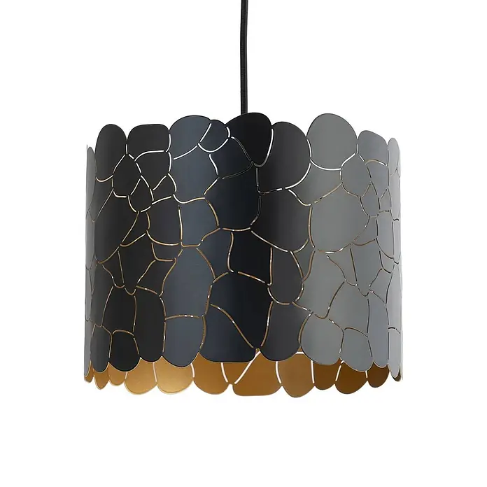 Lindby Pendelleuchte Aralena - L x B x H: 26 x 26 x 20 cm, schwarz, Schwarz, gold, E27 - Pendelleuchtenschirm mit unregelmäßigen dunkelgrauen, schwarzen und hellgrauen Platten, gold umrandet, mit goldenem Wellenboden.