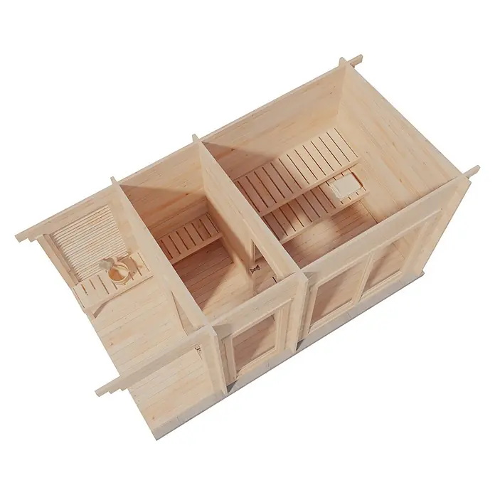 FinnTherm Saunahaus Lizzy M 40mm Wandstärke -  - Helle Holzsauna-Inneneinrichtung mit mehreren Räumen, Lattenbänken, einem Eimer und einer Bürste.