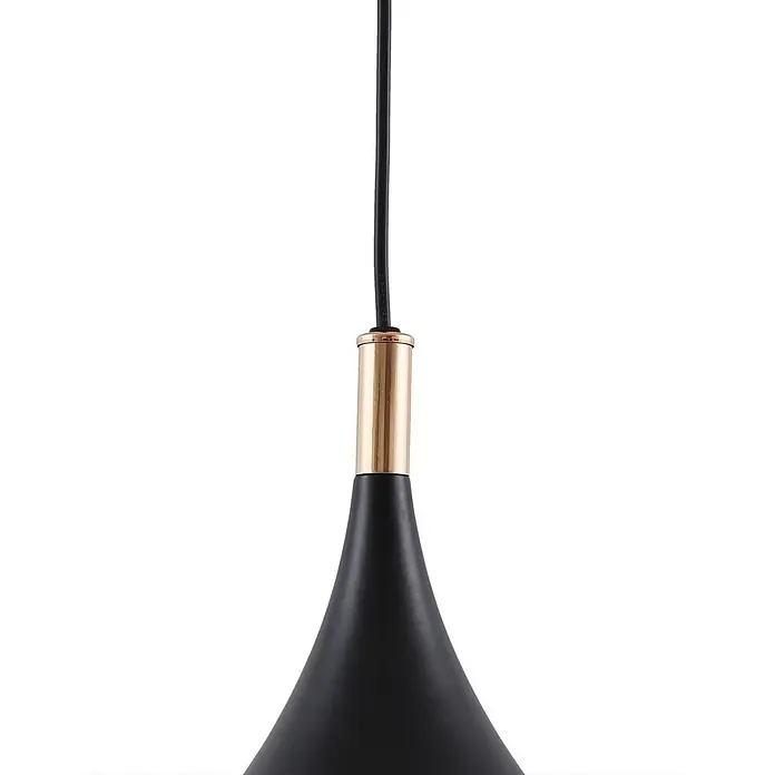 Lindby Pendelleuchte Jarl - L x B x H: 35 x 35 x 23 cm, schwarz, Schwarz, G9 - Schwarze konische Pendelleuchte mit Messingakzent, an schwarzem Kabel hängend.