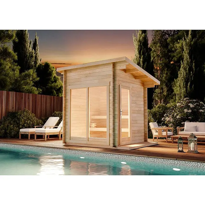 FinnTherm Saunahaus Lizzy XS 40mm Wandstärke -  - Helle Holzsaunakabine mit Glastüren am Pool, ein privater Wellnessbereich im Garten.