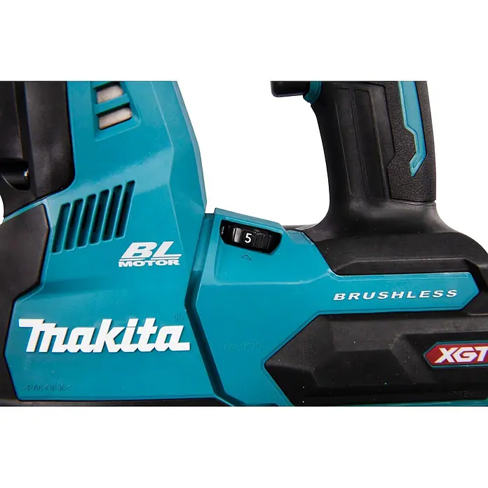 Makita XGT 40V max. Martillo combinado de batería HR004GZ - 40 V, Sin batería, 2,9 J - Primer plano de una herramienta eléctrica Makita XGT sin escobillas turquesa y negra, con el dial de velocidad en 5 y la marca 'BL Motor'.