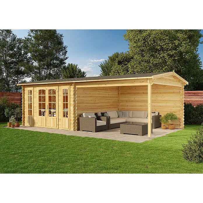 Alpholz Gartenhaus Freiburg - Außenmaß inkl. Dachüberstand (B x T): 756 x 400 cm, Holz, Pinie - Helles Holz-Gartenhaus mit integrierter Pergola und Sitzgelegenheiten im Garten.