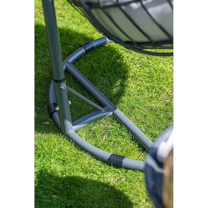 Garden Impressions Hängesessel Fargo - L x B x H: 92 x 79 x 198 cm, Metall, Schwarz/Grau - Graues Metallgestell eines Schaukelstuhls mit Stützstruktur.