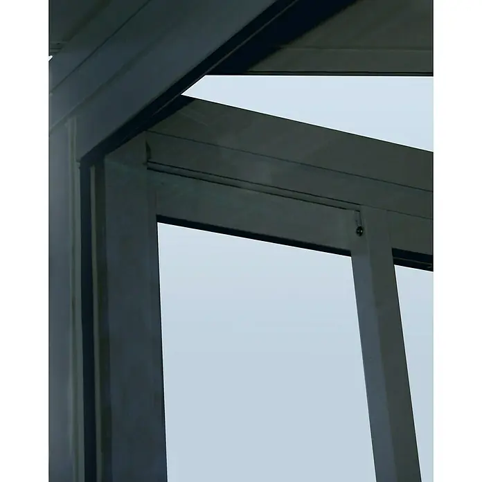 Palram – Canopia Wintergarten San Remo - B x T x H: 4,25 x 3 x 3,1 m, Anthrazitgrau - Nahaufnahme eines modernen Fensterrahmens mit klaren Linien und neutralen Farben, der eine minimalistische Ästhetik betont.
