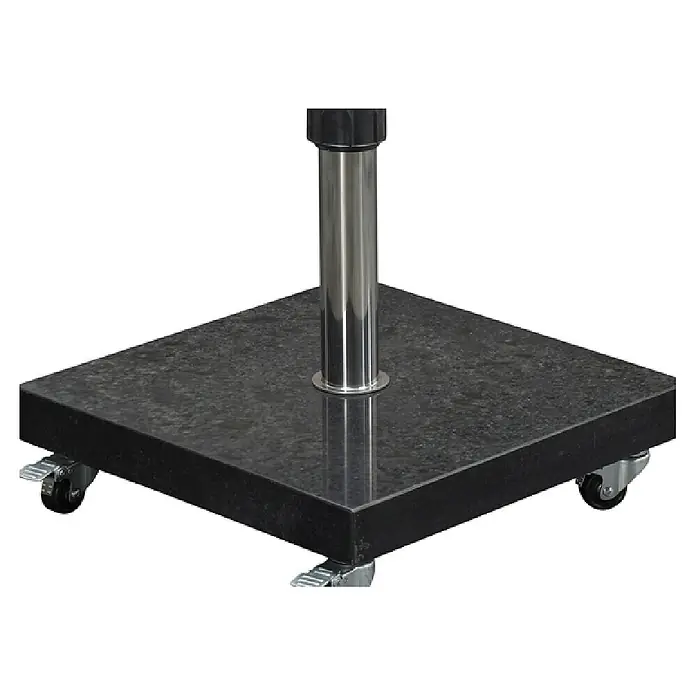 Garden Impressions Granitschirmständer Eureka - 40 kg, L x B: 45 x 45 cm, Dunkelgrau, Geeignet für: Mittelmastschirme - Mobile Standbasis: quadratischer dunkler Granit mit poliertem Metallpfosten und vier Rollen.