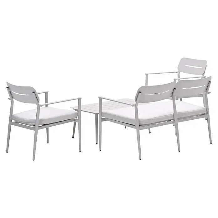 Garden Impressions Loungemöbel-Set Morella - 4 -tlg., Aluminium, Weiß - Hellgraue Outdoor-Stühle mit weißen Kissen und einem kleinen Beistelltisch.