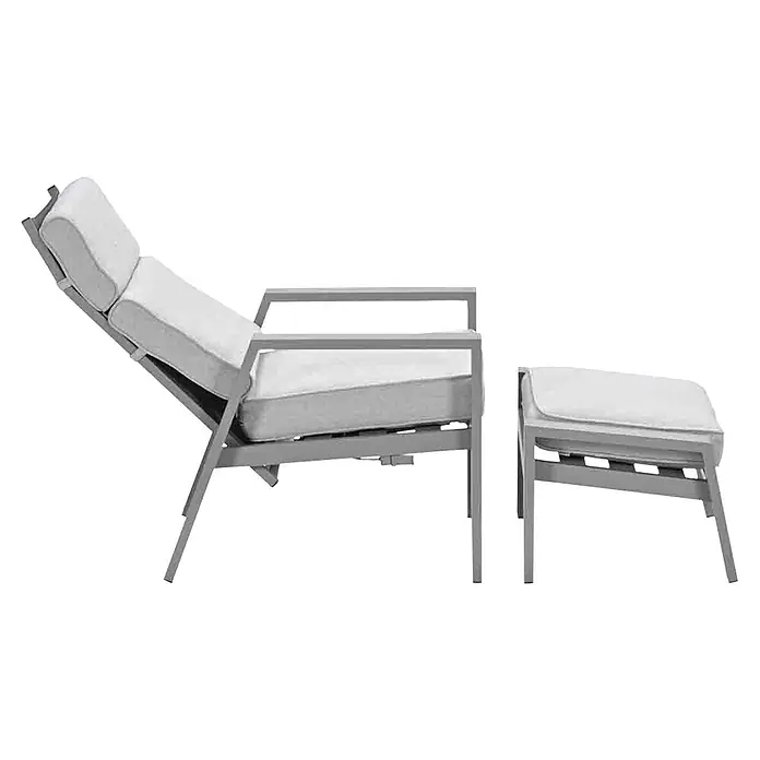 Garden Impressions Garten-Positionssessel Max - 1 Stk., Aluminium, Taupe, B x T x H: 78 x 72 x 107 cm - Graue Metallliege mit weißen Kissen und passendem Hocker.