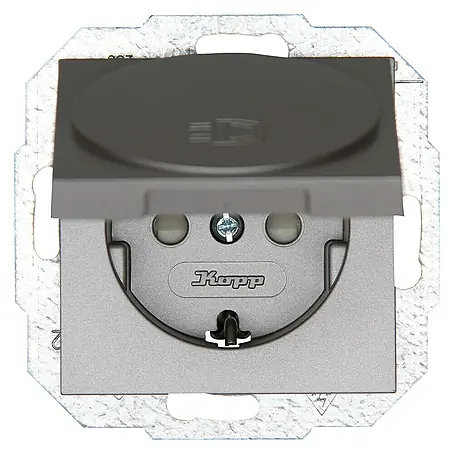 Steckdose mit Deckel