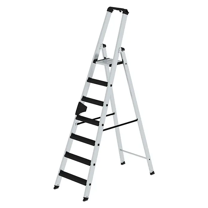 Munk Stehleiter Stehleiter mit relax-step 7 Stufen - Anzahl Tritte: 7 Stk., Arbeitshöhe: 3.650 m, Aluminium - Silberne Aluminium-Klappleiter mit schwarzen Stufen, oberer Plattform und schwarzem Griff.