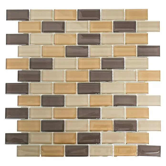 Mosaikfliese Brick Crystal Mix XCM B855 - 32,2 x 31 cm, Braun, Glänzend - Nahaufnahme eines Mosaiks mit braunen, beigen und grauen Glasfliesen, die ein elegantes und modernes Design für Wand- und Bodenbeläge bieten.